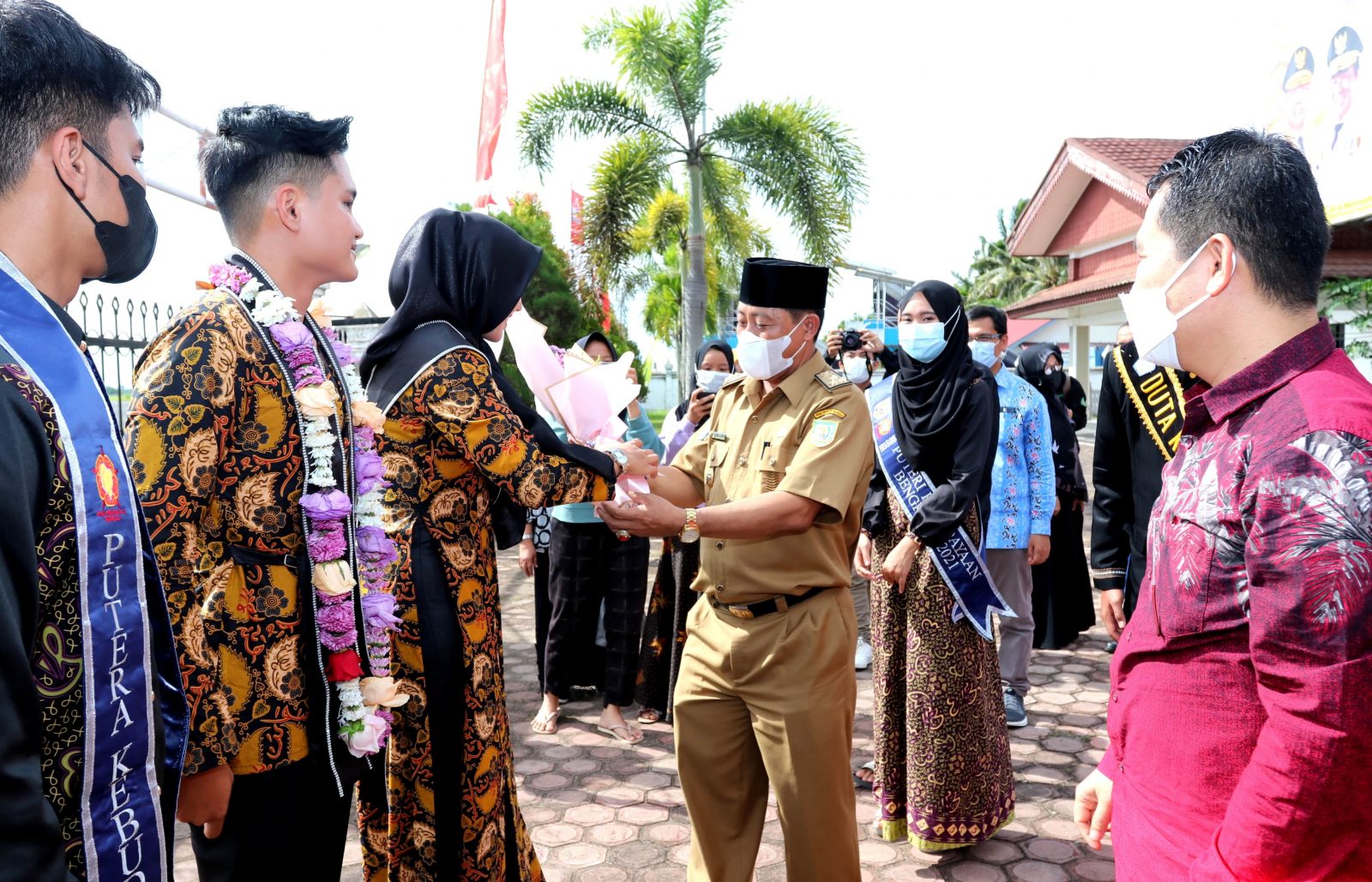 Duta Kampus Unib Juara I Nasional Putera Puteri Kebudayaan