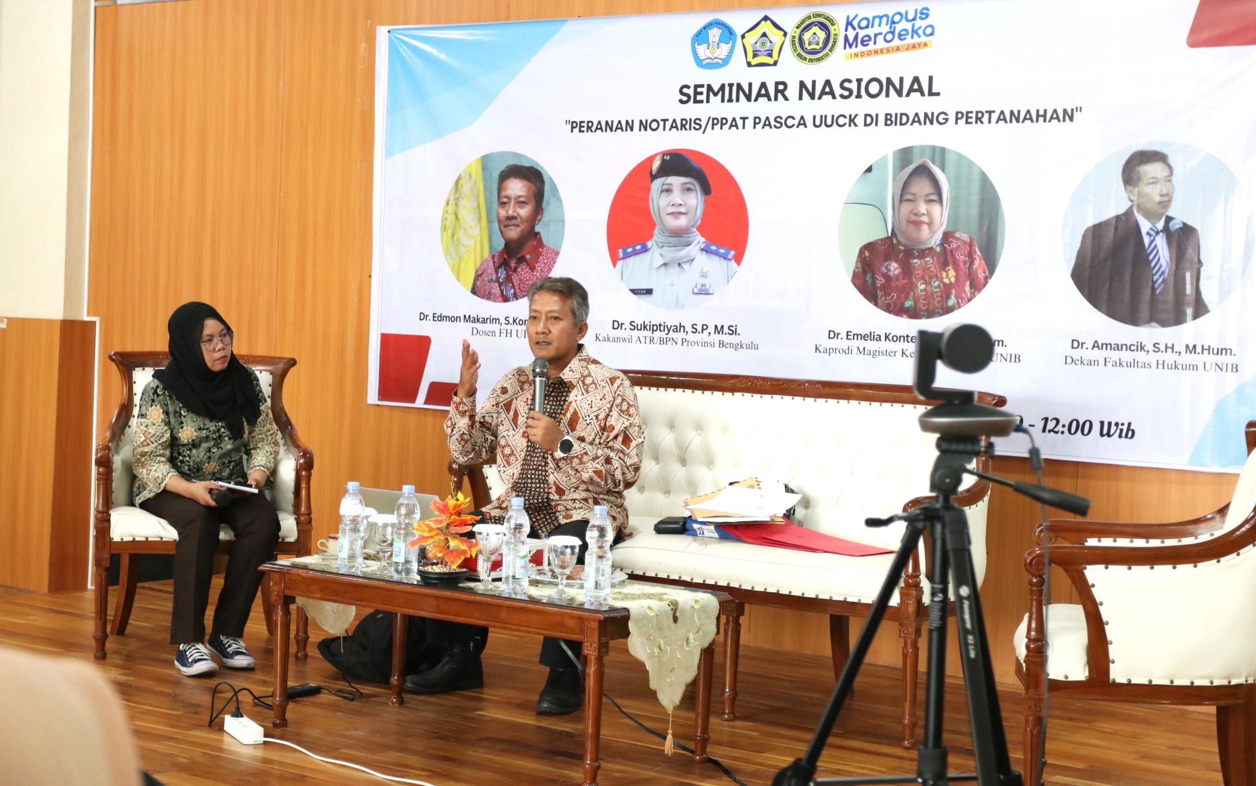 Seminar Peranan Notaris PPAT Pasca UUCK Dan Kuliah Umum Cyber Notary