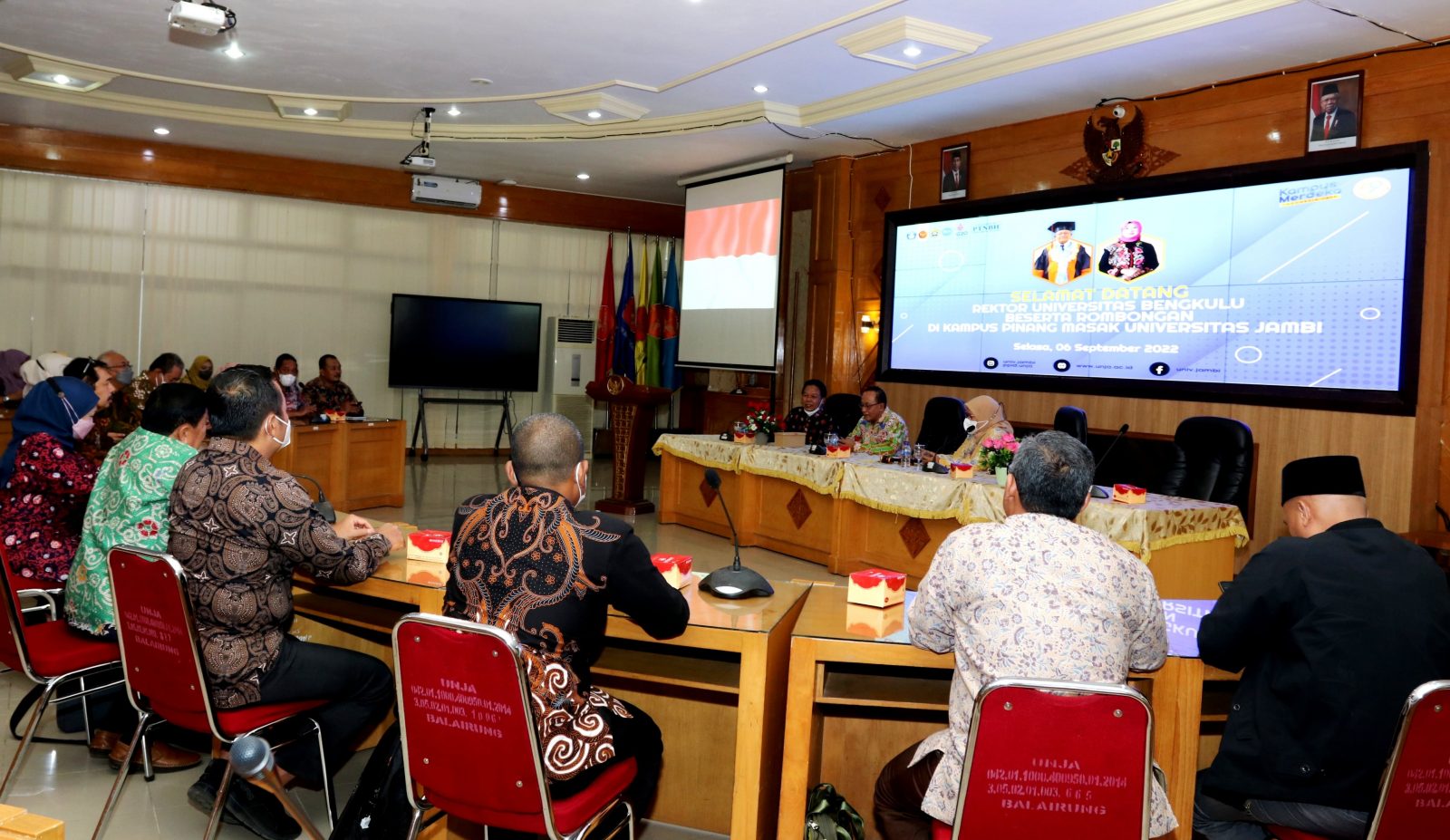 Rektor UNJA Apresiasi Lecturer Mobility UNIB | UNIVERSITAS BENGKULU