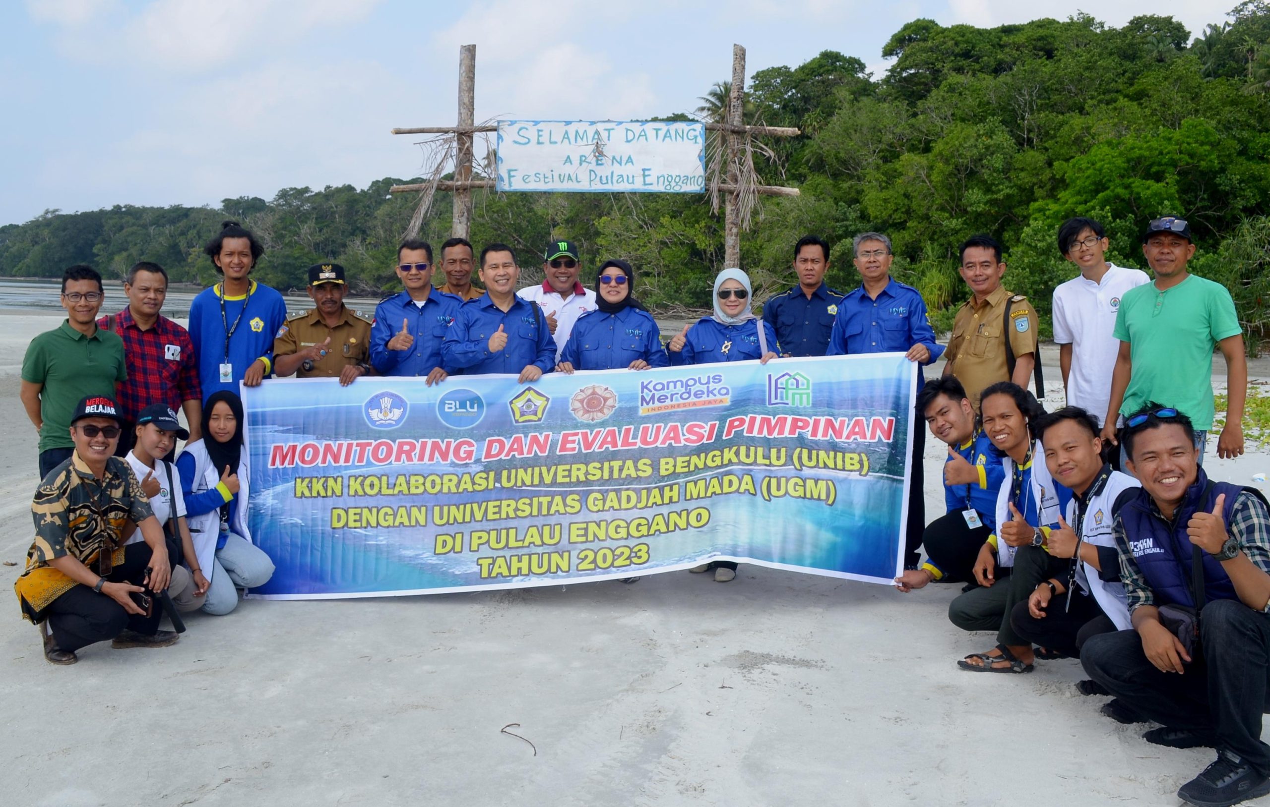 Program Mahasiswa KKN Kolaborasi UNIB-UGM Dorong Kemajuan Pulau Enggano ...